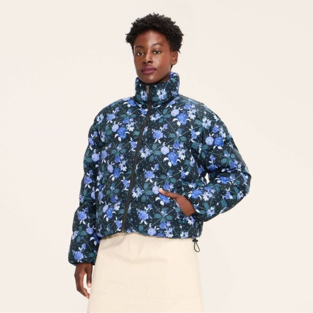 NWT Woolrich Blue Floral Puffer Jacket-runs big